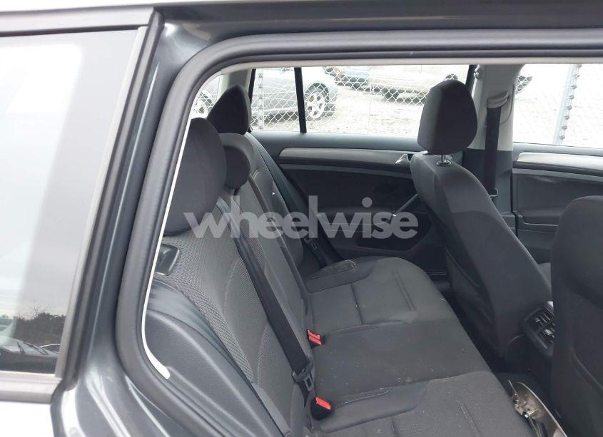 Photo 8 of 2016 Volkswagen Golf SPORTWAGEN TSI S 4-DOOR (VIN 3VWC17AU9GM509061)