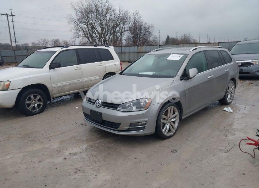 Photo 2 of 2015 Volkswagen Golf SPORTWAGEN TSI SEL 4-DOOR (VIN 3VWC17AUXFM519452)
