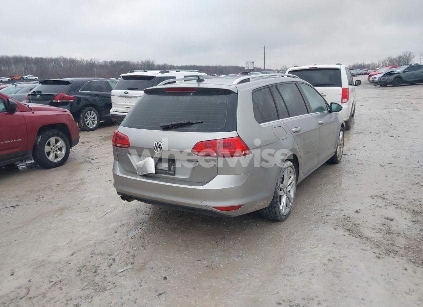 Photo 4 of 2015 Volkswagen Golf SPORTWAGEN TSI SEL 4-DOOR (VIN 3VWC17AUXFM519452)