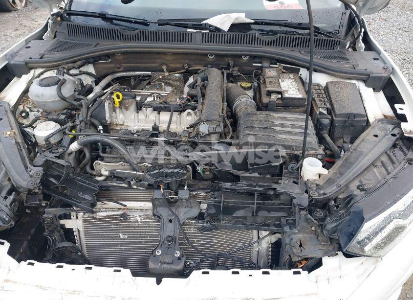 Photo 10 of 2019 Volkswagen Jetta 1.4T R-LINE/1.4T S/1.4T SE (VIN 3VWC57BU0KM010001)