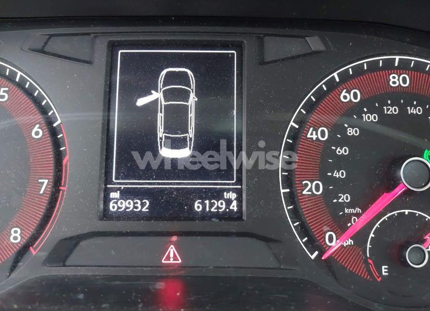 Photo 16 of 2019 Volkswagen Jetta 1.4T R-LINE/1.4T S/1.4T SE (VIN 3VWC57BU0KM010001)