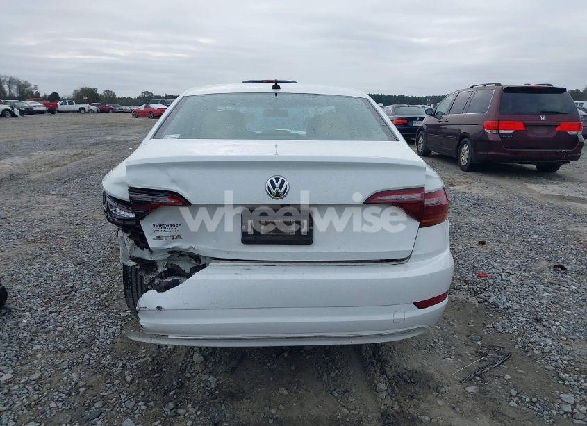Photo 17 of 2019 Volkswagen Jetta 1.4T R-LINE/1.4T S/1.4T SE (VIN 3VWC57BU0KM010001)