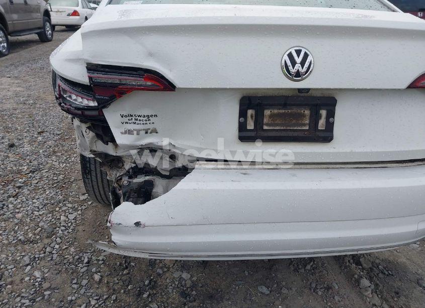 Photo 18 of 2019 Volkswagen Jetta 1.4T R-LINE/1.4T S/1.4T SE (VIN 3VWC57BU0KM010001)