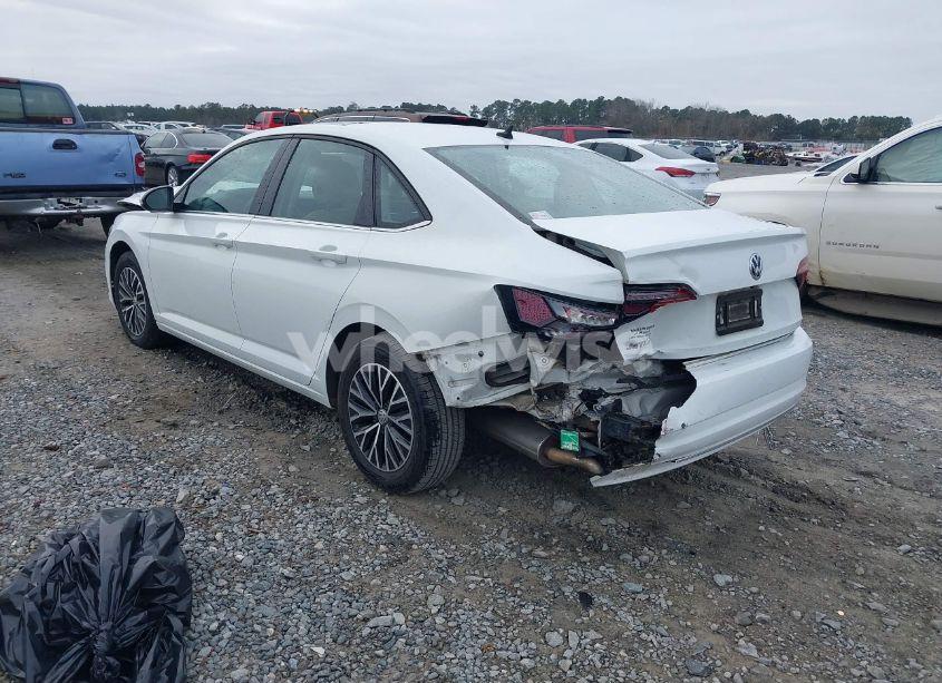 Photo 3 of 2019 Volkswagen Jetta 1.4T R-LINE/1.4T S/1.4T SE (VIN 3VWC57BU0KM010001)