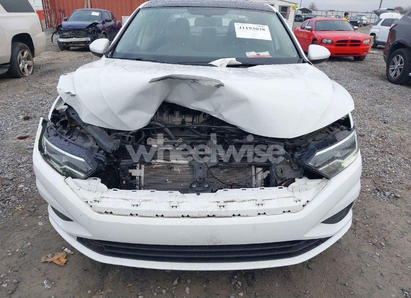 Photo 6 of 2019 Volkswagen Jetta 1.4T R-LINE/1.4T S/1.4T SE (VIN 3VWC57BU0KM010001)