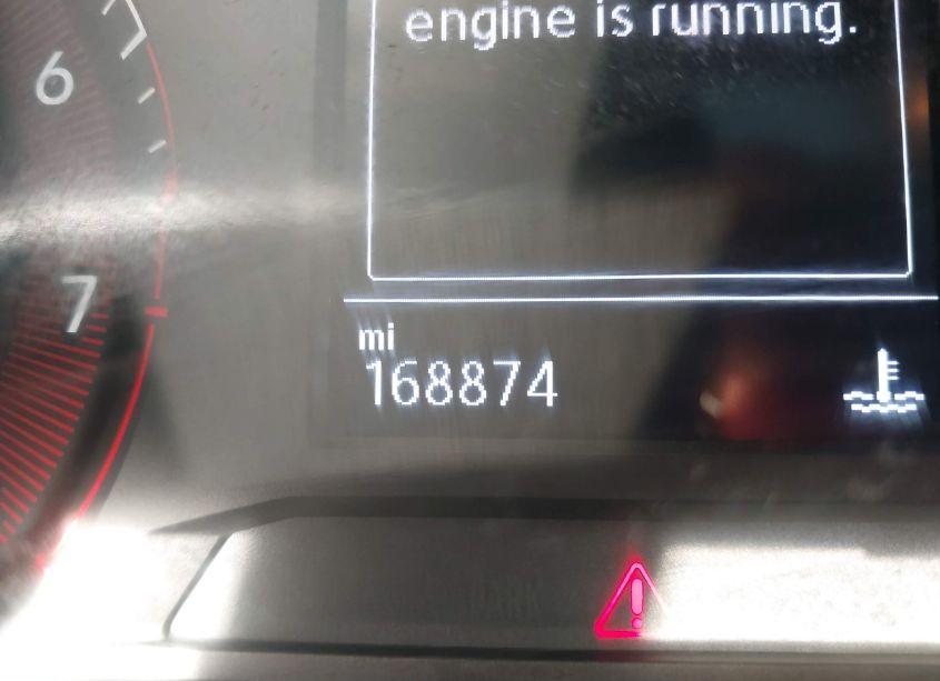 Photo 16 of 2019 Volkswagen Jetta 1.4T R-LINE/1.4T S/1.4T SE (VIN 3VWC57BU0KM069193)