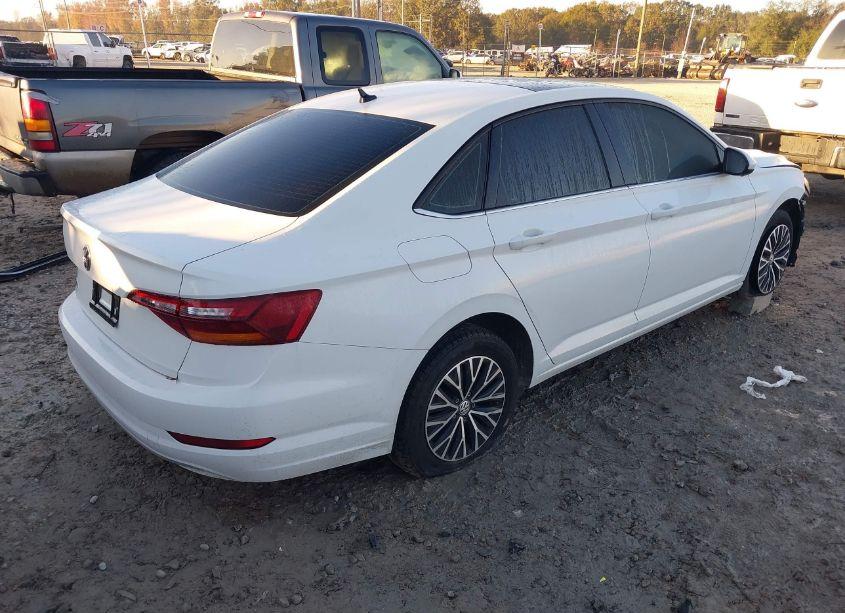 Photo 4 of 2019 Volkswagen Jetta 1.4T R-LINE/1.4T S/1.4T SE (VIN 3VWC57BU0KM069193)