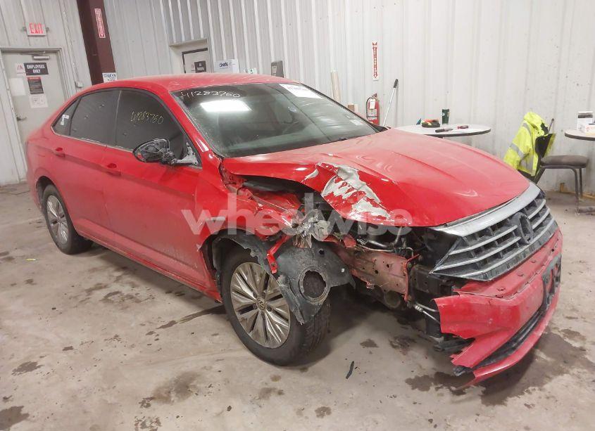 2019 Volkswagen Jetta (VIN 3VWC57BU0KM081005) main photo