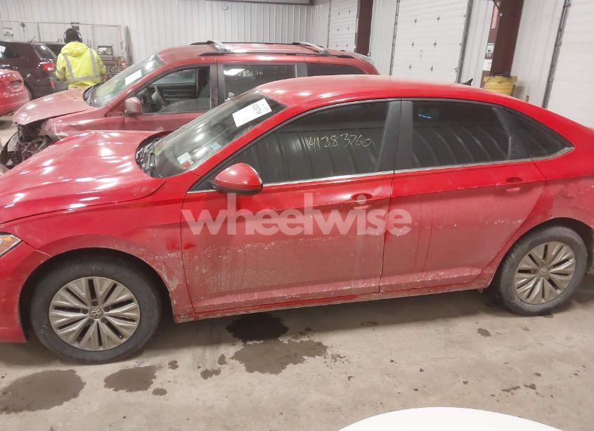 Photo 14 of 2019 Volkswagen Jetta (VIN 3VWC57BU0KM081005)