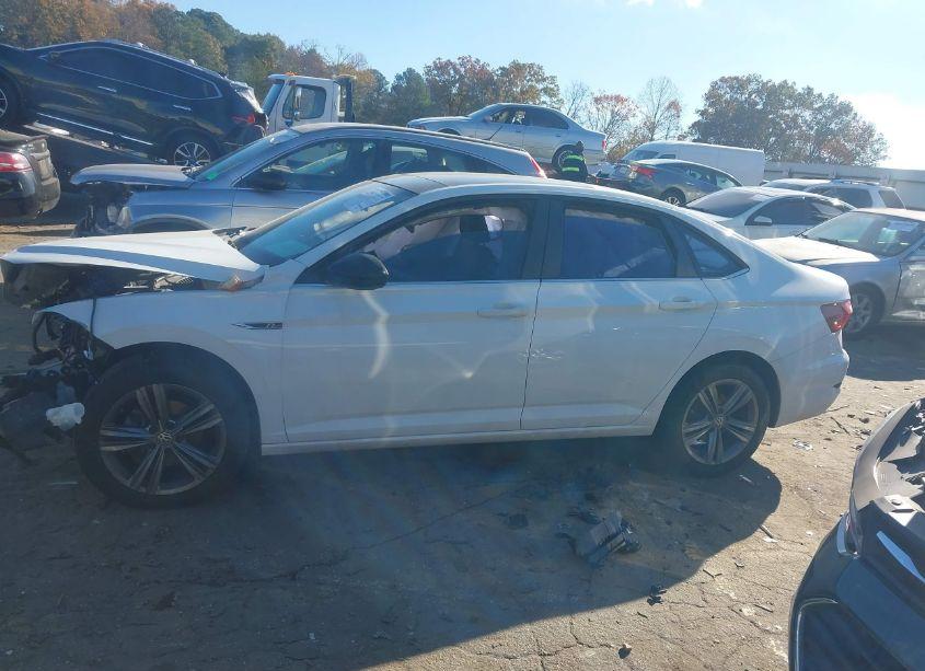 Photo 13 of 2019 Volkswagen Jetta 1.4T R-LINE/1.4T S/1.4T SE (VIN 3VWC57BU0KM084521)