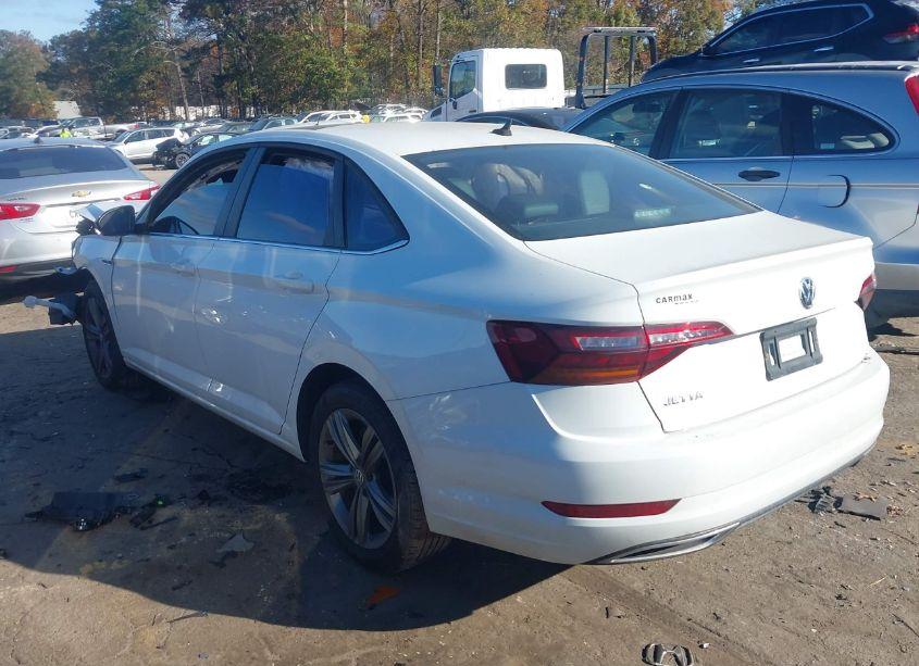 Photo 3 of 2019 Volkswagen Jetta 1.4T R-LINE/1.4T S/1.4T SE (VIN 3VWC57BU0KM084521)