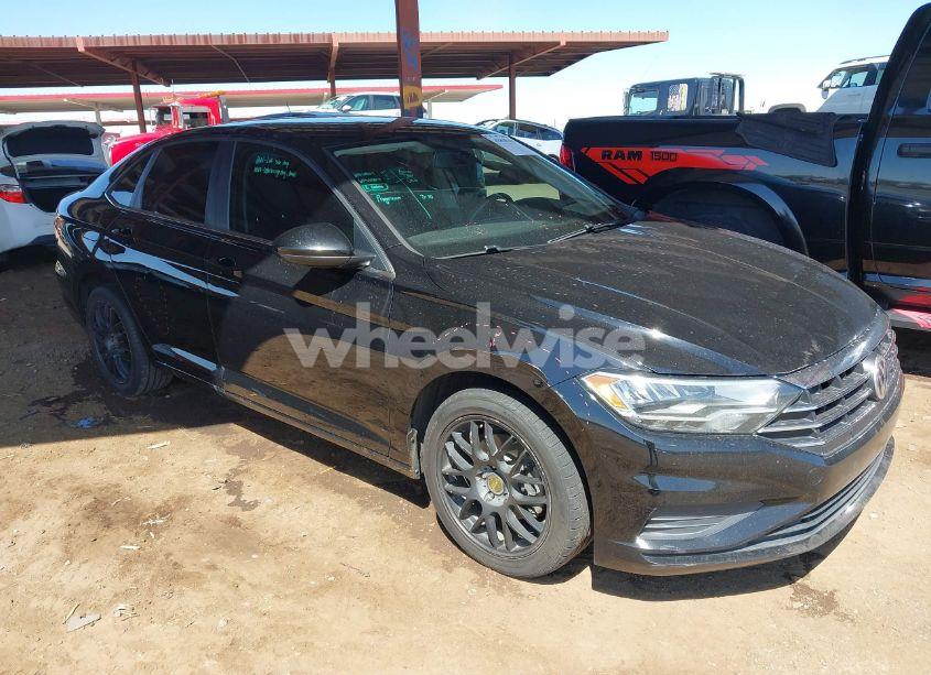 2019 Volkswagen Jetta 1.4T R-LINE/1.4T S/1.4T SE (VIN 3VWC57BU0KM116061) main photo