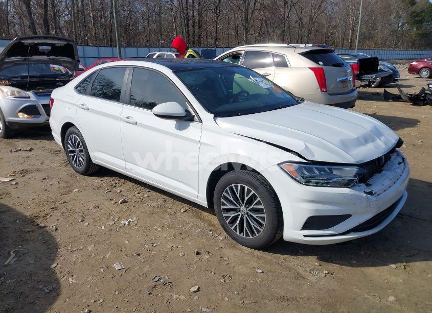 2019 Volkswagen Jetta 1.4T R-LINE/1.4T S/1.4T SE (VIN 3VWC57BU0KM121163) main photo