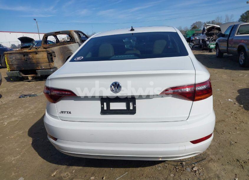 Photo 16 of 2019 Volkswagen Jetta 1.4T R-LINE/1.4T S/1.4T SE (VIN 3VWC57BU0KM121163)