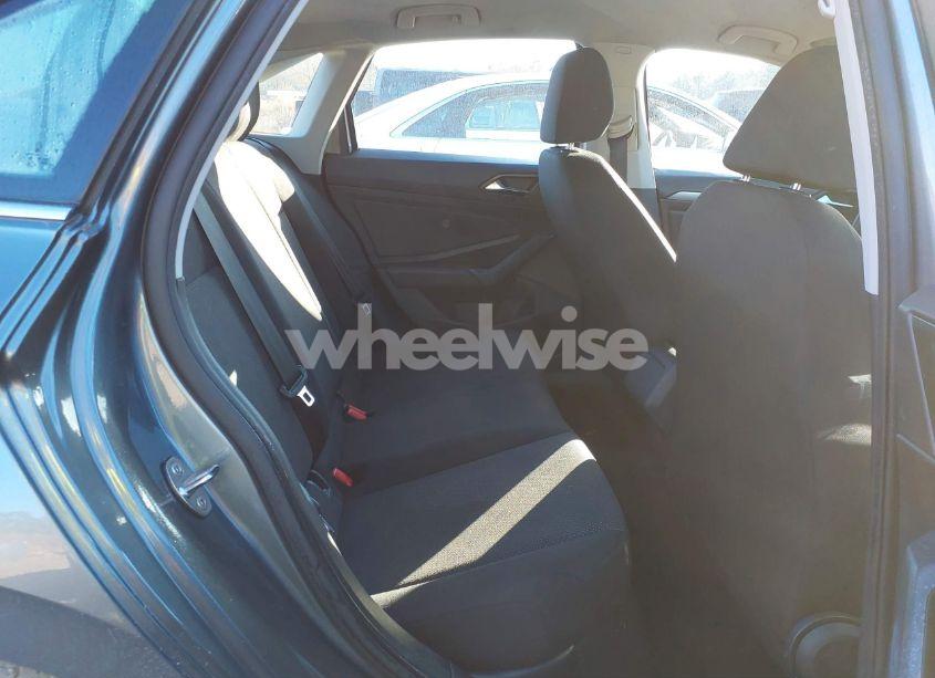 Photo 8 of 2019 Volkswagen Jetta 1.4T R-LINE/1.4T S/1.4T SE (VIN 3VWC57BU0KM125925)