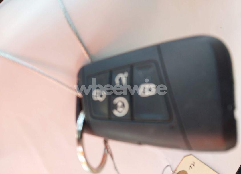 Photo 11 of 2019 Volkswagen Jetta 1.4T R-LINE/1.4T S/1.4T SE (VIN 3VWC57BU0KM136455)