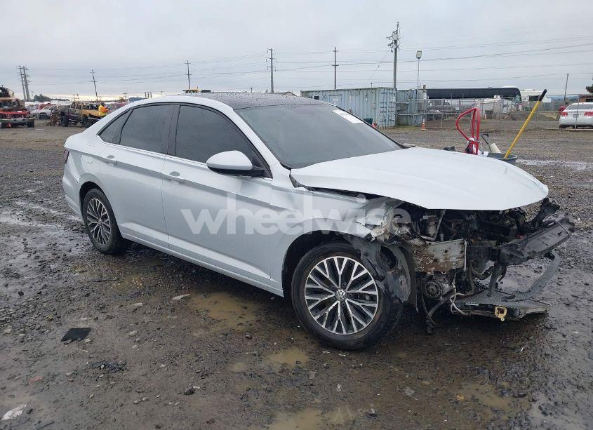 2019 Volkswagen Jetta 1.4T R-LINE/1.4T S/1.4T SE (VIN 3VWC57BU0KM140568) main photo