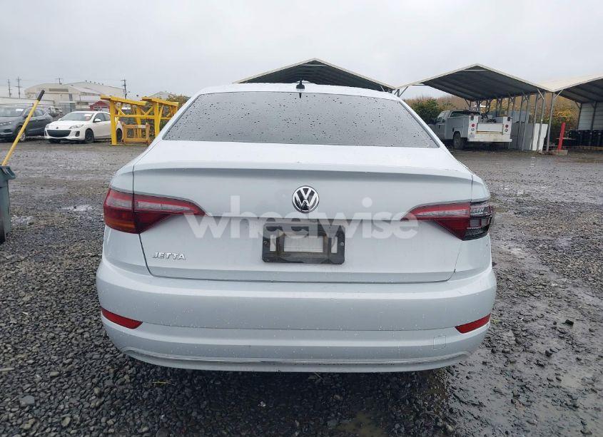 Photo 17 of 2019 Volkswagen Jetta 1.4T R-LINE/1.4T S/1.4T SE (VIN 3VWC57BU0KM140568)
