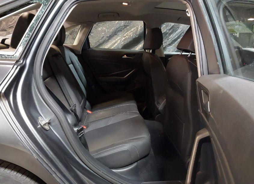 Photo 8 of 2019 Volkswagen Jetta 1.4T R-LINE/1.4T S/1.4T SE (VIN 3VWC57BU0KM200736)