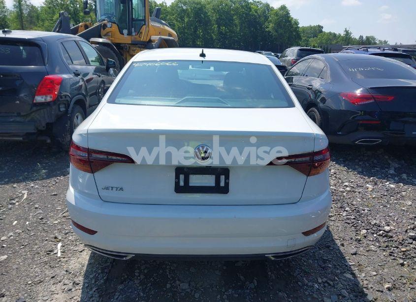 Photo 16 of 2019 Volkswagen Jetta 1.4T R-LINE/1.4T S/1.4T SE (VIN 3VWC57BU0KM226799)