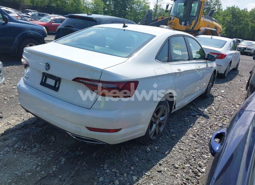 Photo 4 of 2019 Volkswagen Jetta 1.4T R-LINE/1.4T S/1.4T SE (VIN 3VWC57BU0KM226799)