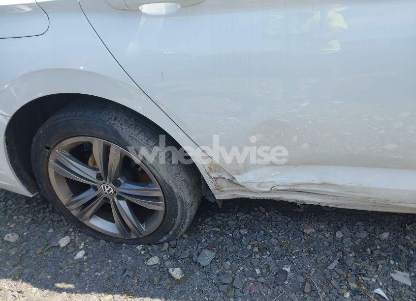 Photo 6 of 2019 Volkswagen Jetta 1.4T R-LINE/1.4T S/1.4T SE (VIN 3VWC57BU0KM226799)