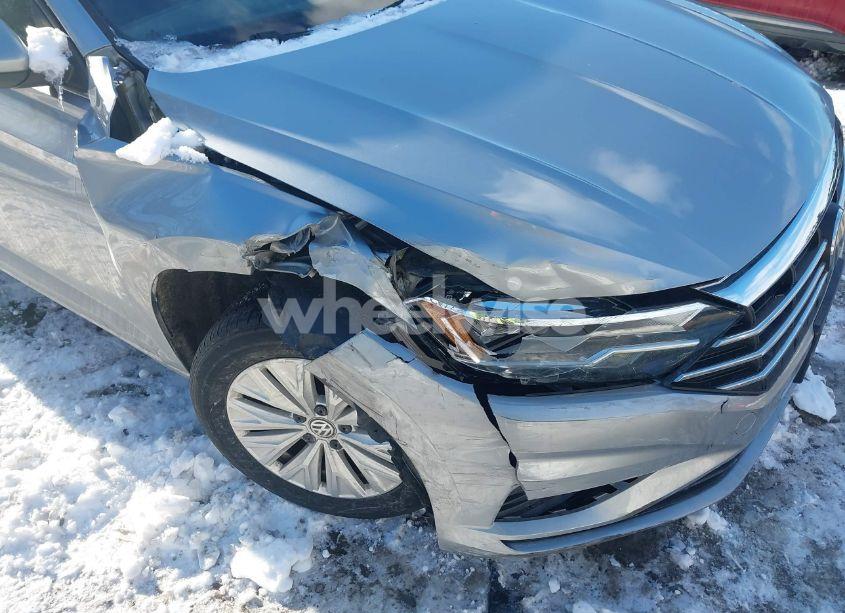 Photo 6 of 2019 Volkswagen Jetta 1.4T R-LINE/1.4T S/1.4T SE (VIN 3VWC57BU0KM235020)