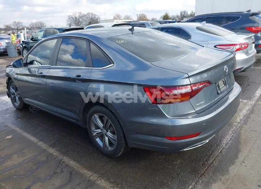 Photo 3 of 2019 Volkswagen Jetta 1.4T R-LINE/1.4T S/1.4T SE (VIN 3VWC57BU0KM262332)