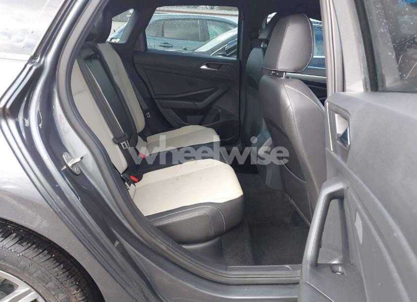 Photo 8 of 2019 Volkswagen Jetta 1.4T R-LINE/1.4T S/1.4T SE (VIN 3VWC57BU0KM262332)