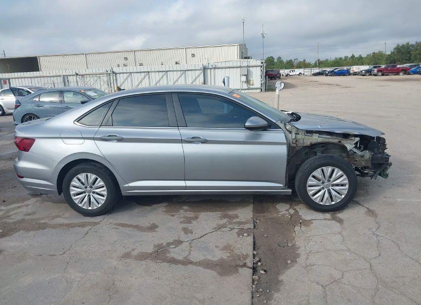 Photo 14 of 2020 Volkswagen Jetta 1.4T R-LINE/1.4T S/1.4T SE (VIN 3VWC57BU0LM088943)