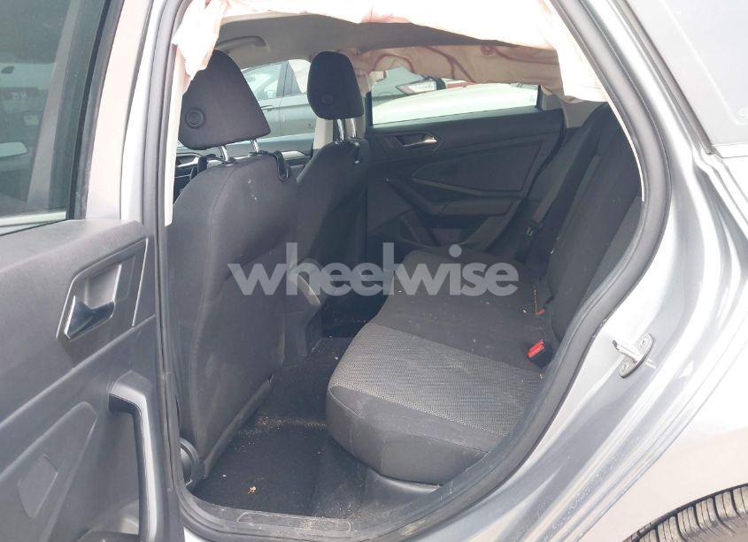 Photo 8 of 2021 Volkswagen Jetta 1.4T R-LINE/1.4T S/1.4T SE (VIN 3VWC57BU0MM018103)