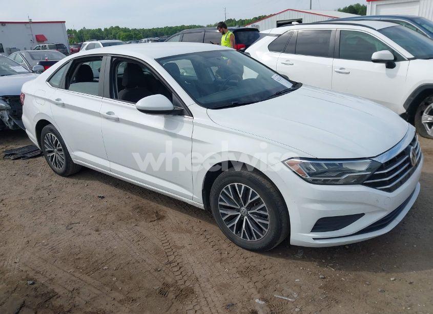 2021 Volkswagen Jetta 1.4T R-LINE/1.4T S/1.4T SE (VIN 3VWC57BU0MM021874) main photo