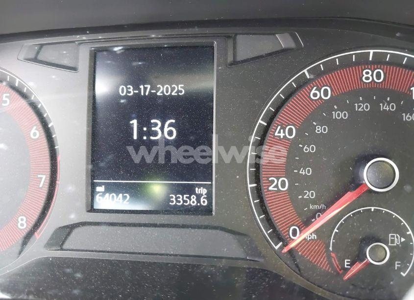 Photo 7 of 2021 Volkswagen Jetta 1.4T R-LINE/1.4T S/1.4T SE (VIN 3VWC57BU0MM032910)