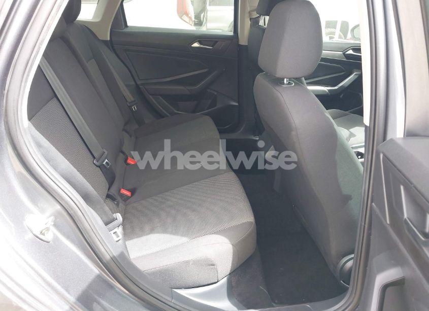 Photo 8 of 2021 Volkswagen Jetta 1.4T R-LINE/1.4T S/1.4T SE (VIN 3VWC57BU0MM032910)