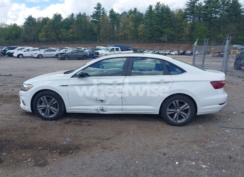 Photo 14 of 2021 Volkswagen Jetta 1.4T R-LINE/1.4T S/1.4T SE (VIN 3VWC57BU0MM032924)