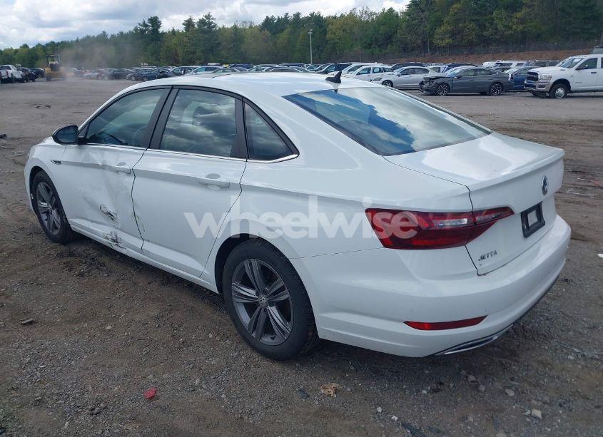 Photo 3 of 2021 Volkswagen Jetta 1.4T R-LINE/1.4T S/1.4T SE (VIN 3VWC57BU0MM032924)