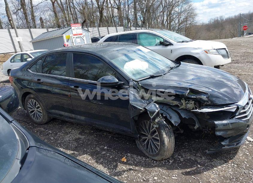 Photo 13 of 2021 Volkswagen Jetta 1.4T R-LINE/1.4T S/1.4T SE (VIN 3VWC57BU0MM035340)