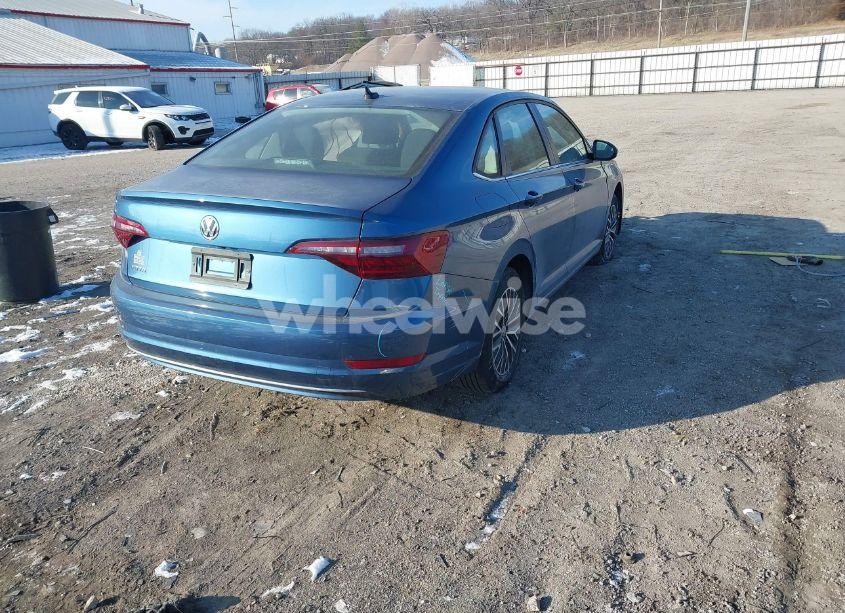 Photo 4 of 2021 Volkswagen Jetta N/A (VIN 3VWC57BU0MM054745)