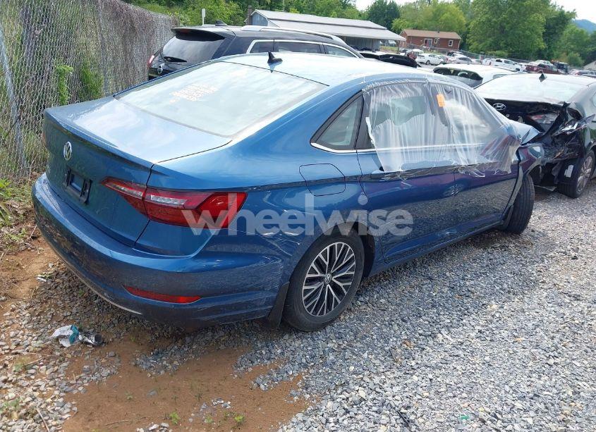 Photo 4 of 2021 Volkswagen Jetta 1.4T R-LINE/1.4T S/1.4T SE (VIN 3VWC57BU0MM084554)