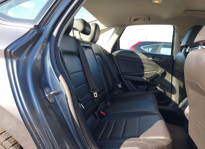 Photo 8 of 2021 Volkswagen Jetta 1.4T R-LINE/1.4T S/1.4T SE (VIN 3VWC57BU0MM092377)