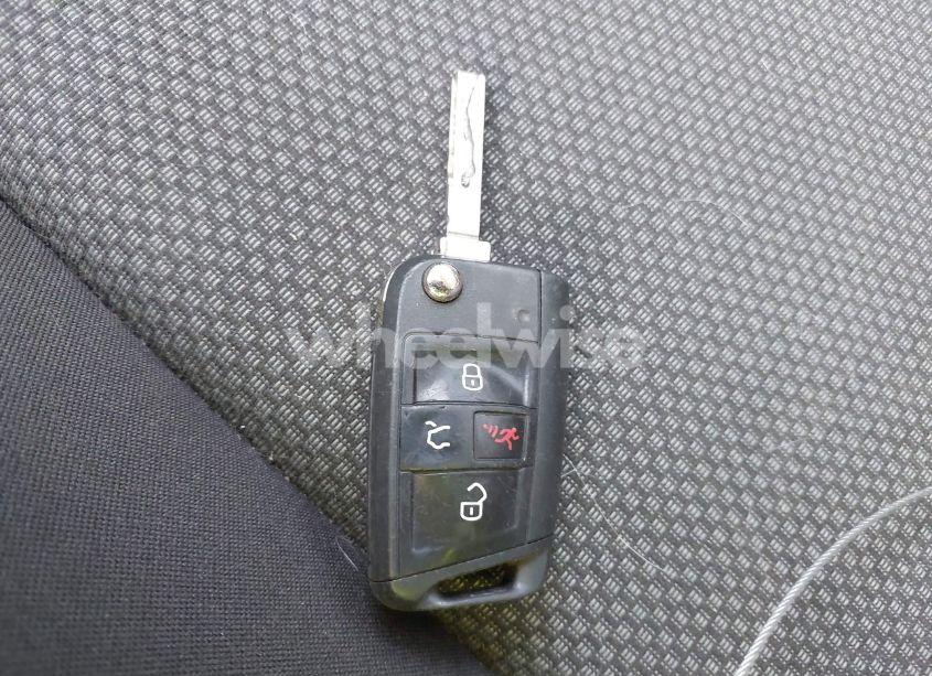 Photo 11 of 2021 Volkswagen Jetta 1.4T R-LINE/1.4T S/1.4T SE (VIN 3VWC57BU0MM093075)