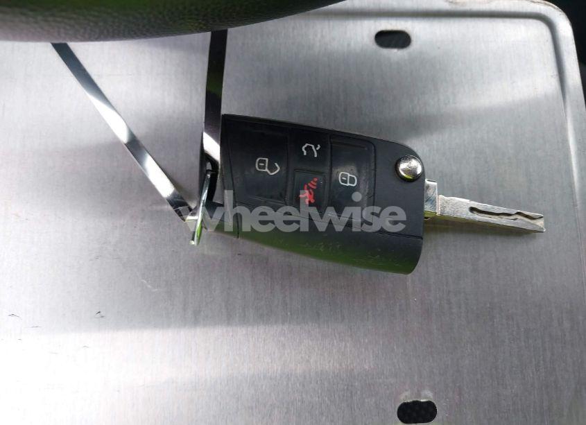 Photo 11 of 2019 Volkswagen Jetta 1.4T R-LINE/1.4T S/1.4T SE (VIN 3VWC57BU1KM033688)