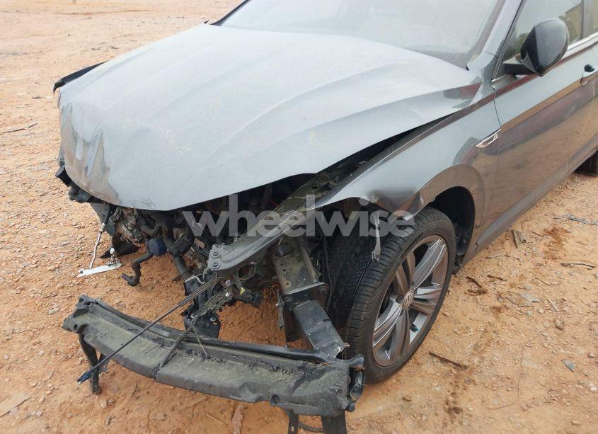 Photo 16 of 2019 Volkswagen Jetta 1.4T R-LINE/1.4T S/1.4T SE (VIN 3VWC57BU1KM035277)