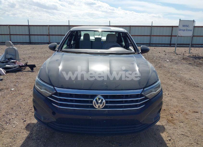 Photo 13 of 2019 Volkswagen Jetta 1.4T R-LINE/1.4T S/1.4T SE (VIN 3VWC57BU1KM065122)