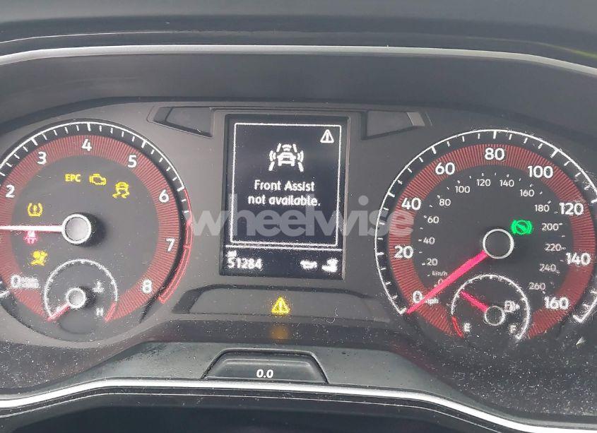 Photo 7 of 2019 Volkswagen Jetta 1.4T R-LINE/1.4T S/1.4T SE (VIN 3VWC57BU1KM069302)