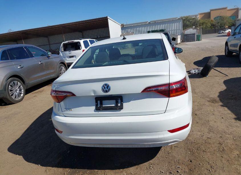 Photo 16 of 2019 Volkswagen Jetta 1.4T R-LINE/1.4T S/1.4T SE (VIN 3VWC57BU1KM110026)