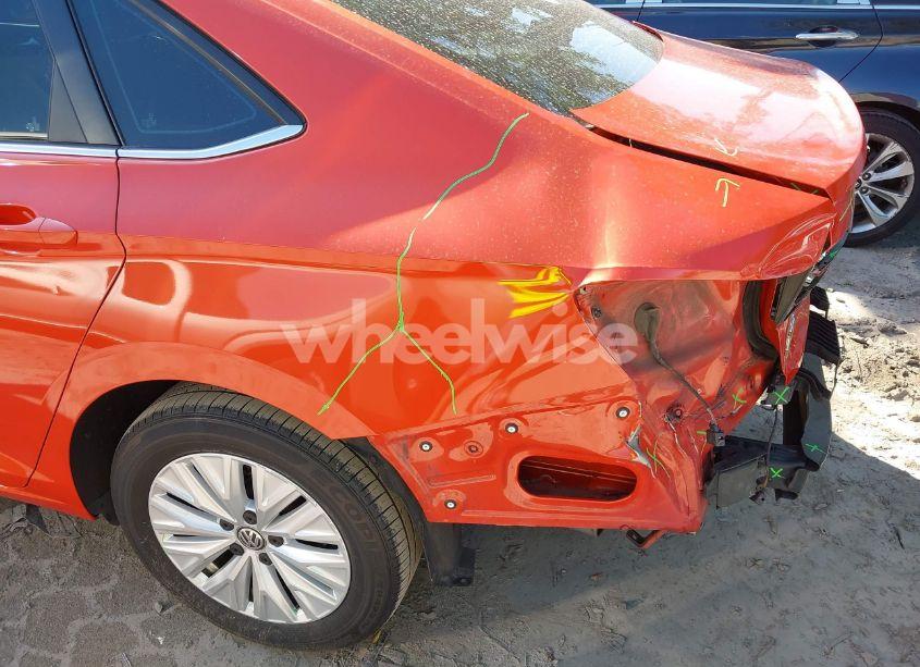 Photo 16 of 2019 Volkswagen Jetta 1.4T R-LINE/1.4T S/1.4T SE (VIN 3VWC57BU1KM152437)