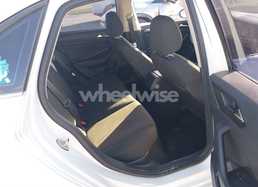 Photo 8 of 2019 Volkswagen Jetta 1.4T R-LINE/1.4T S/1.4T SE (VIN 3VWC57BU1KM153149)