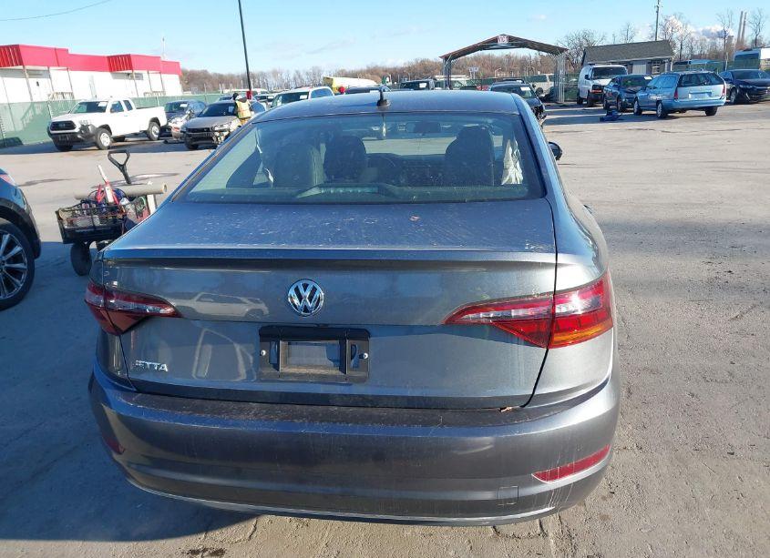 Photo 16 of 2019 Volkswagen Jetta 1.4T R-LINE/1.4T S/1.4T SE (VIN 3VWC57BU1KM216105)