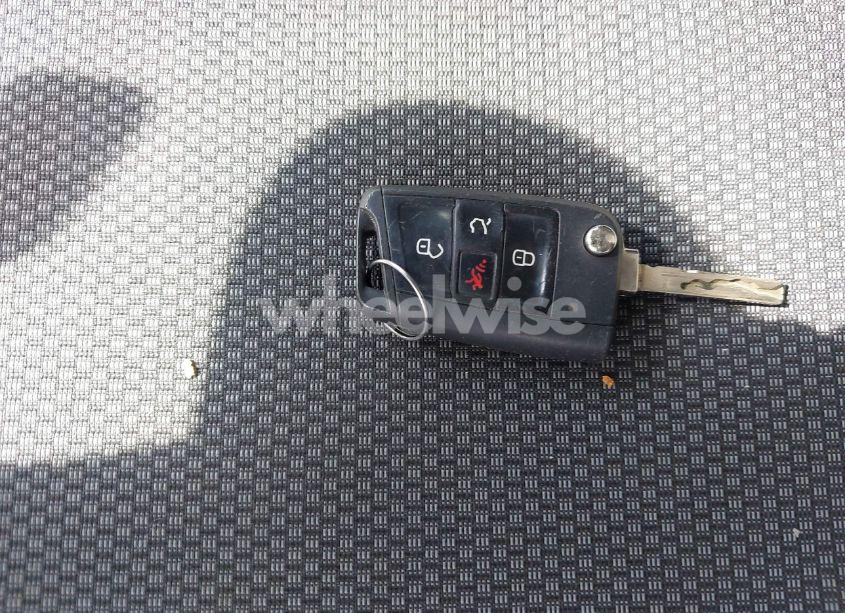 Photo 11 of 2019 Volkswagen Jetta 1.4T R-LINE/1.4T S/1.4T SE (VIN 3VWC57BU1KM229985)